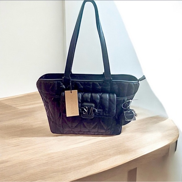 New! STEVE MADDEN Black Tote with Change Purse. Lots of pockets and compartments - Picture 13 of 16